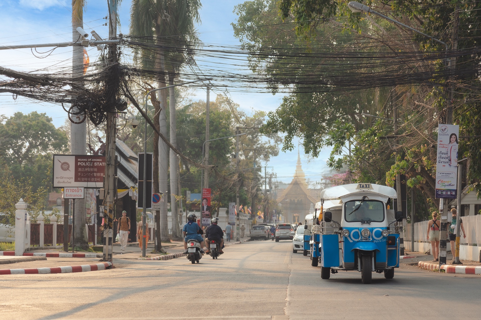 LOMO electric tuk tuk in Chiang Mai